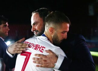 «Κώστα, είμαι δίπλα σου!»