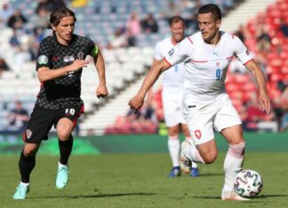 Σικ-άτη η Τσεχία, ελπίδες με Πέρισιτς για την Κροατία