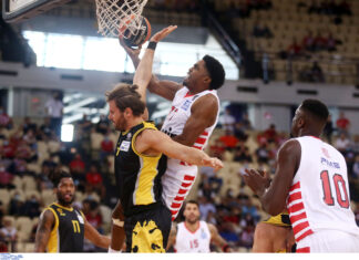 Διπλό μήνυμα κυριαρχίας στην Ελλάδα…