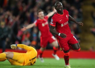 Πέρασαν στους «16» Λίβερπουλ και Άγιαξ