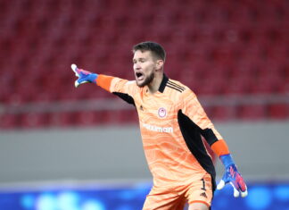 Ο Βατσλίκ αποθεώνει θρύλο στους Τσέχους