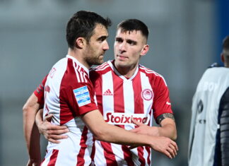 Στηρίζει τους νέους ο Σωκράτης!