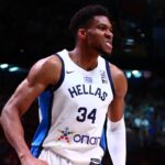 Tιτανομαχία πριν από το ταξίδι στην Γαλλία