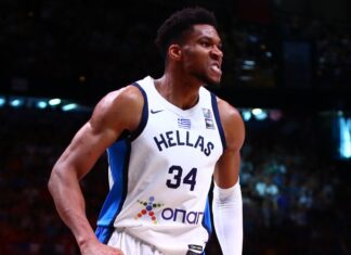 Tιτανομαχία πριν από το ταξίδι στην Γαλλία